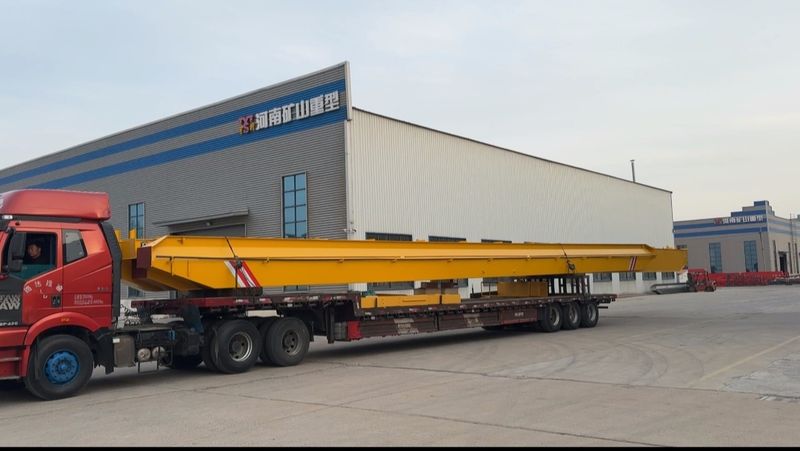 電動葫蘆橋式起重機 LH10t-27.95m 電動單梁起重機 LD5t—23.3m 制作完成，發往浙江省金華市交付客戶使用